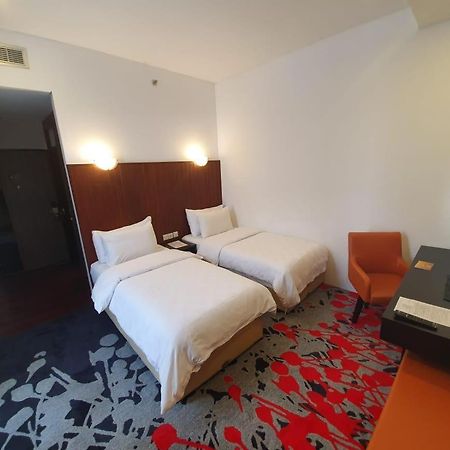 Liberty Hotel Thamrin Jakarta Ngoại thất bức ảnh