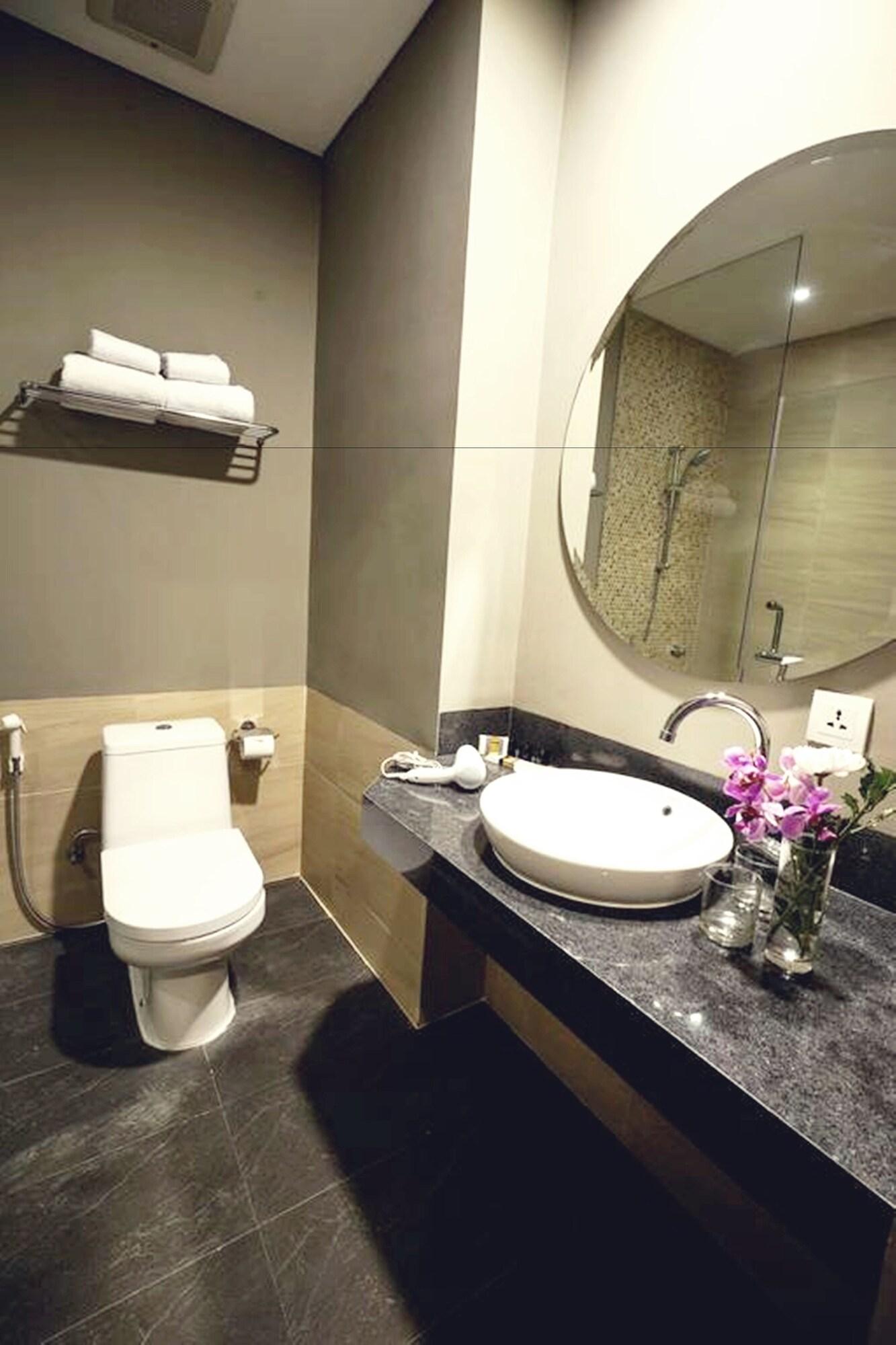 Liberty Hotel Thamrin Jakarta Ngoại thất bức ảnh